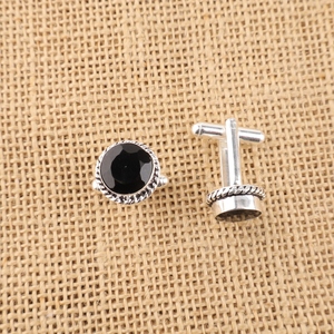 Boutons de manchette Niharika Gems Designer en onyx noir, forme ronde, sertis dans de l'argent sterling 925 plaqué, bijoux unisexes. - Product Image 2
