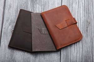 Cowhide Genuine Leather Passport Holder Custom Travel <b>Wallet</b> <b>RFID</b> <b>Blocking</b> Short Fashion Eco-Friendly Organizer PTH-0101 - Product Image 5