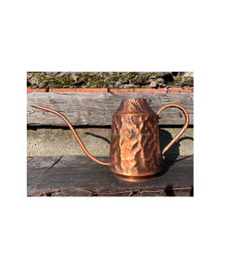 Bote de agua de cobre de gran capacidad para servir agua en interiores y exteriores con beneficios para la salud y diseño antiguo atemporal - Product Image 2