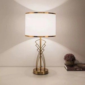Lampe de table traditionnelle en fer forgé écologique KS International, abat-jour en forme de tambour, lumière de bureau pour salon, décoration intérieure - Product Image 3
