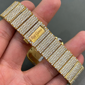 นาฬิกาข้อมือ Raj Gems Luxury Square Diamond หน้าปัดอนาล็อก แสดงวันที่ รุ่น Unisex ขนาด 40 มม. เครื่องจักรกล ตัวเรือนสแตนเลสคุณภาพสูง สายรัดแบบ Butterfly Clasp - Product Image 2