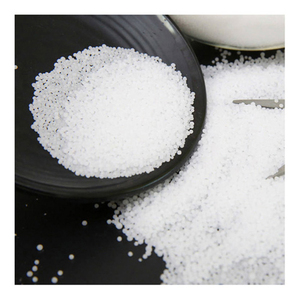 Fertilizante de Urea Granular de Alta Calidad con 46% de Nitrógeno, 2 Años de Vida Útil para Uso Agrícola - Product Image 1