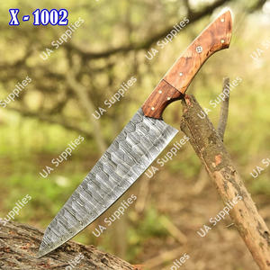 Cuchillo de Cocina Profesional de Acero de Damasco con Hoja Martillada y Afilada, Mango de Madera de Olivo, 58 HRC, Venta al por Mayor, Personalizable - Product Image 4