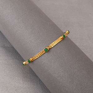 Bracelet ElJoyero en onyx vert cabochon texturé, plaqué or 18 carats, en laiton, fait main, tendance, cadeau pour femme - Product Image 4