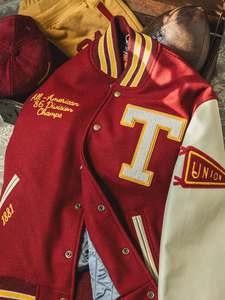 Veste universitaire chauffante en laine pour homme XLISE personnalisée, avec broderie de patchs en chenille, style bomber de baseball universitaire – Fabricant - Product Image 1