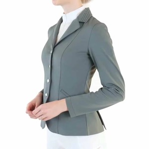 Vestes d'équitation pour femmes personnalisables les plus vendues, manteaux de saut d'obstacles élégants et confortables pour femmes - Product Image 3