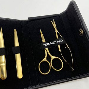 Pince à épiler ZETOMED PRO en acier durable plaqué or, design incliné et pointu, extra-affûtée, avec ressort pour cils - Product Image 4