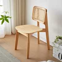 Fauteuil de Luxe en Bois Massif, Design Ergonomique, Cadre Géométrique, Assise en Cuir Rembourrée, Idéal pour la Maison, les Restaurants et les Cafés