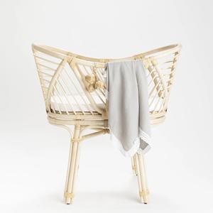 Lit bébé de haute qualité fabriqué au Vietnam, berceau durable en rotin canné pour nouveau-nés. - Product Image 5