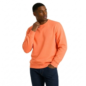 Sudadera Unisex Naranja de Cuello Redondo, Corte Regular, Bordada con Estampado Personalizado, Tejida, Informal, para Invierno - Product Image 1