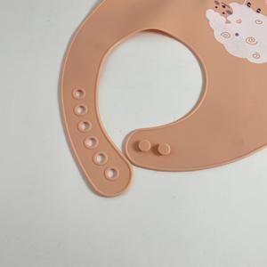 Babero de Silicona para Bebé, Ajustable y Lavable, Impermeable, Apto para Lavavajillas - Product Image 5