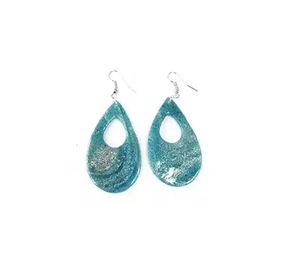 Boucles d'oreilles en résine traditionnelles, écologiques, fabriquées à la main, pour femmes, accessoires de mode tendance, cadeau, artisanat en résine pour femmes - Product Image 3