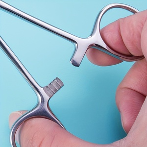 Pince chirurgicale de haute qualité pour piercing corporel, outil professionnel pour les professionnels du piercing (nez, lèvre, oreille, nombril), approuvé ISO - Product Image 3