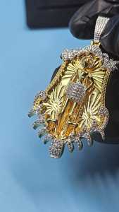 จี้พระนางฟ้าชุบทองคำขาวบนเงินแท้ 925 ประดับเพชรโมอิสซาไนต์ VVS สำหรับทุกเพศ - Product Image 6