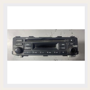 Repuestos de coche compatibles con la unidad principal de radio Hyundai Kia 96126-10003HK. Piezas de automóvil coreanas usadas. - Product Image 1