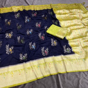 VASTRA COTTAGE Elegante Saree de Georgette de Nailon y Viscosa con Tejido Jacquard Zari Dorado, Pallu Rico y Blusa de Contraste con Borlas - Product Image 3