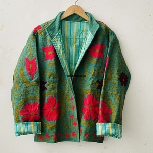 Chaqueta de algodón Suzani hecha a mano en India, chaqueta corta bordada a mano, abrigo unisex, chaqueta corta Suzani hecha a mano - Product Image 2
