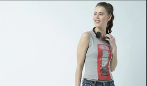 Camiseta sin mangas gris para mujer con estampado de cabina telefónica roja, cuello redondo, ropa informal - Product Image 6