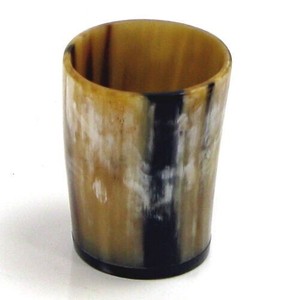 Verre court en corne de buffle véritable de haute qualité fait à la main avec un style nordique traditionnel pour les occasions spéciales à un prix abordable - Product Image 5