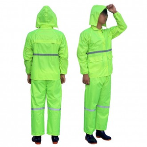 Set di indumenti di sicurezza per il lavoro notturno con indumenti di sicurezza riflettenti superiori e inferiori fluorescenti - Product Image 1