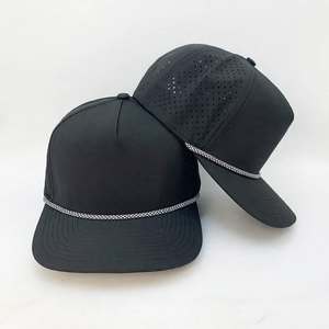 Gorra de Béisbol Blanca Transpirable de Malla, 6 Paneles, Visera Plana, Gorra Deportiva con Ribete Azul - Product Image 3