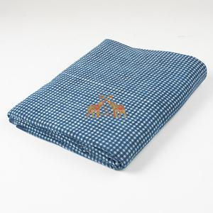 Tela de Algodón Hecha a Mano en India con Estampado de Bloques, Diseño a Cuadros Índigo, Versátil y Multiusos para Ropa de Niños - Product Image 3