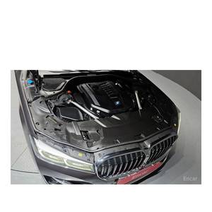 BMW Serie 7 740Li XDrive Enero 2022 34,766 km Volante a la Izquierda Caja de Cambios Automática Asientos de Cuero Diseño Pura Excelencia - Product Image 6