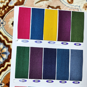 Tela satinada de alta calidad con textura suave y brillante, 58 pulgadas de ancho, ideal para sarees, vestidos y kurtis. Proveedor mayorista con el mejor precio. - Product Image 1