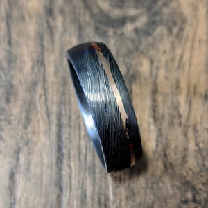 Anillo de Moda de Acero Forjado de Damasco Clásico de Lujo Hecho a Mano con Chapado Personalizado, Regalo para Él, Boda, Día del Padre, AR KNIVES INDUSTRY - Product Image 3