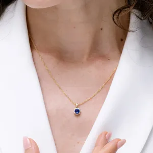 จี้เพชรพลอยไพลินสีน้ำเงินทรงกลมคุณภาพสูง ทอง 14K ประดับเพชรธรรมชาติทรงรัศมี พร้อมใบรับรอง IGI สร้อยคอเครื่องประดับชั้นดี - Product Image 5