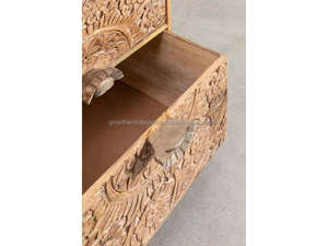 Mesa de Noche Moderna de Madera de Mango Tallada a Mano con 2 Cajones |   Mesa de Noche de Madera Maciza |   Mesa Auxiliar Decorativa para Dormitorio - Product Image 5