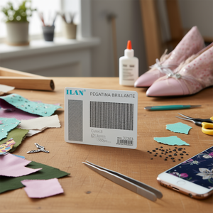 Ilan Adesivo Brillante 3mm 1500pz Nero con Strass, Cartoncino Grande - Product Image 2