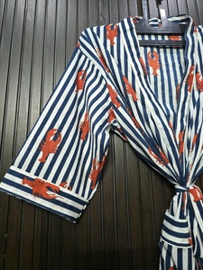 เสื้อคลุมอาบน้ำผ้าฝ้ายยาวสำหรับผู้หญิง สีน้ำเงินเข้ม ลายกุ้งก้ามกราม แขนสามส่วน เสื้อคลุมอาบน้ำลำลอง คอวี ผ้าทอเนื้อนุ่ม - Product Image 5