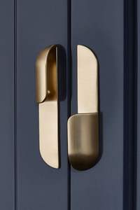 Poignée de porte en laiton robuste avec anse en laiton massif pour portes de maison de luxe - Product Image 2