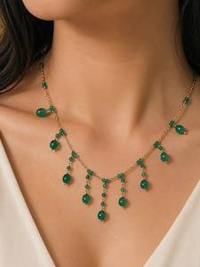 Collier personnalisé plaqué rhodium avec perles vert émeraude, franges cascade, chaîne de suspension type lustre, bijoux de luxe pour femme, cadeau de mariée - Product Image 1