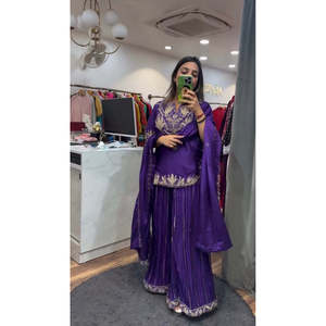 Preet Chinon Ensemble Sharara en soie pour femme - Product Image 3