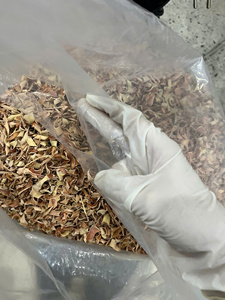 Lemongrass séché en vrac, racine de citronnelle séchée au soleil, bulbe de citronnelle séché naturellement, conforme aux normes Halal, qualité aromatique supérieure, citronnelle fraîche déchiquetée - Product Image 6