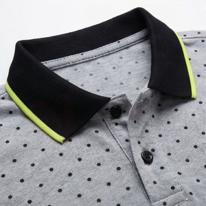 Polo à manches courtes pour homme, imprimé à pois gris, respirant, tricoté, décontracté, coupe classique - Product Image 4