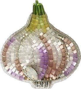 Broche fleurie brodée à la main, exquise et perlée, bijou de luxe pour toutes les occasions - Product Image 1