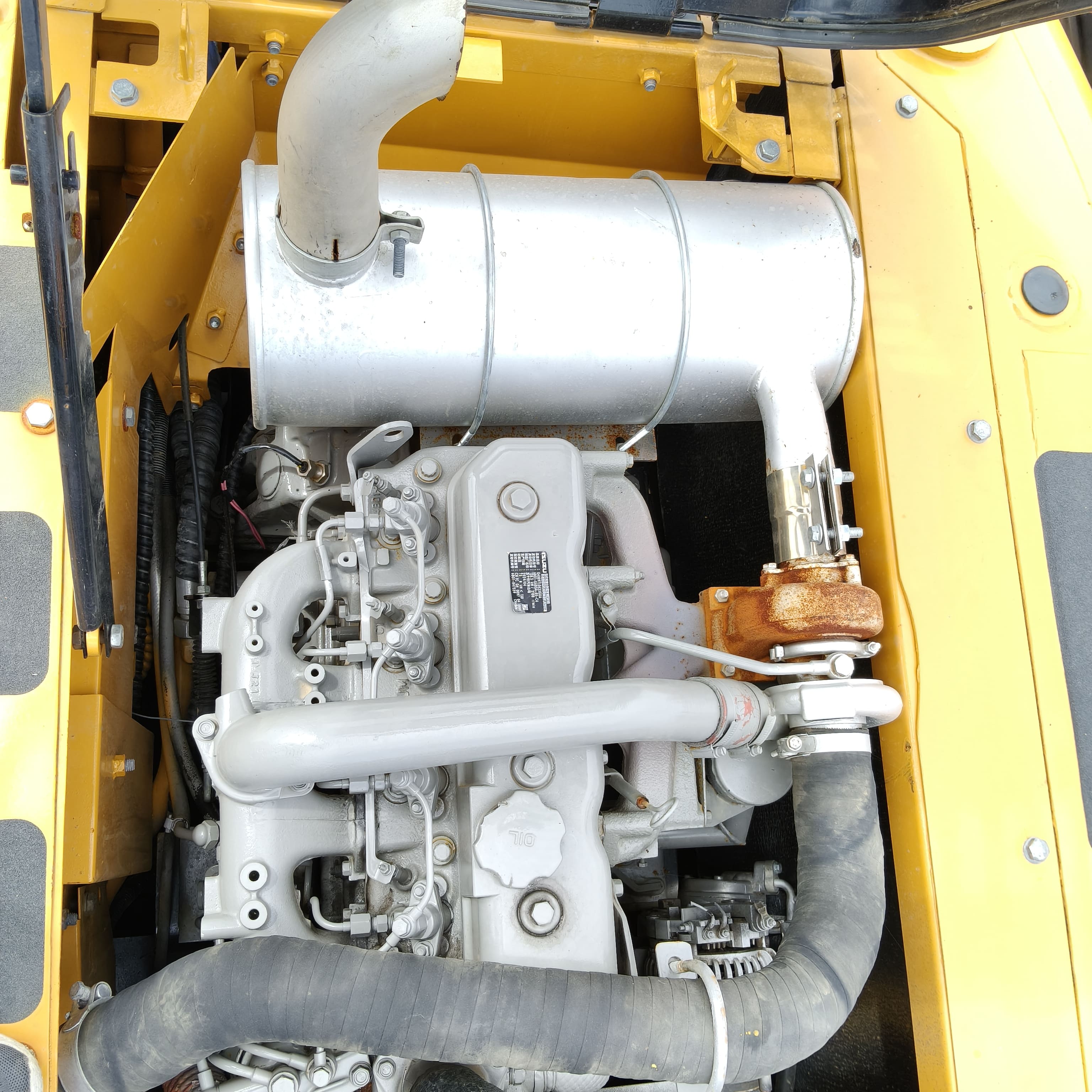 Used SANY SY135C Crawler Excavator - 13.5 Ton, Isuzu Engine