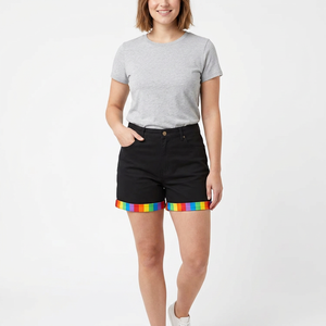 Shorts en jean noir taille haute pour femme avec revers arc-en-ciel, style décontracté d'été, cinq poches, coupe régulière, en toile, Bangladesh - Product Image 6