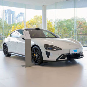 Coche Usado Xiaomi SU7 2024, Vehículo Eléctrico Nuevo, Sedán Eléctrico SU7 MAX, Vehículos de Nueva Energía, Depósito Disponible en Stock - Product Image 2