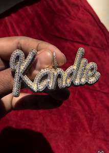 Colgante de letra con nombre personalizado, estilo Hip Hop, con letras de burbuja, de Plata de ley 925 chapada en oro, con Moissanita y dijes de garra - Product Image 2