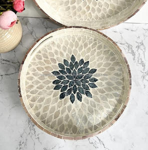 Plateau en nacre avec pièce polie à la main et à la main pour une taille personnalisée - Product Image 3