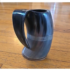 Tasse en corne de buffle naturelle sculptée à la main, style antique, cadeau artisanal - Product Image 3