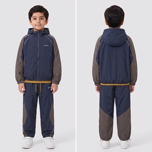 Ensemble de vêtements de sport pour garçons, anti-boulochage, avec passepoil contrastant, vente en gros directe usine - Product Image 3