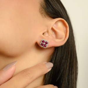 Pendientes Elegantes de Plata 925 con Diseño Floral, Racimo de Rubíes Genuinos de Corte Redondo, para Mujer - Product Image 4