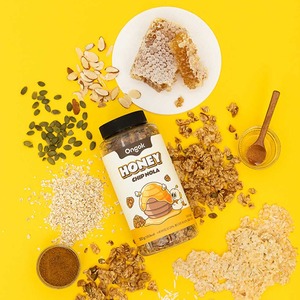[FARMTOGLOBAL] Ongok Honey Chipnola Whole Grain Granola Cereal Baked Honey <b>Snack</b> Korean Breakfast Food Product - Product Image 3