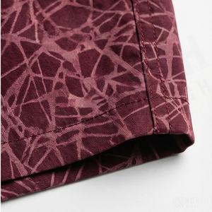 กางเกงขาสั้นผู้ชายผ้าโพลีเอสเตอร์ผสมคอตตอนสำหรับทุกสภาพอากาศ ลายพิมพ์ 3 มิติ สะท้อนแสง กางเกงชายหาดฤดูร้อน แฟชั่นเท่ห์ ระบายอากาศได้ดี - Product Image 6