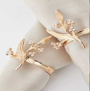 Élégantes bagues en feuille de ginkgo dorées et filigranées pour une mise en scène de table raffinée et artistique. Achetez maintenant disponible à prix de gros. - Product Image 5